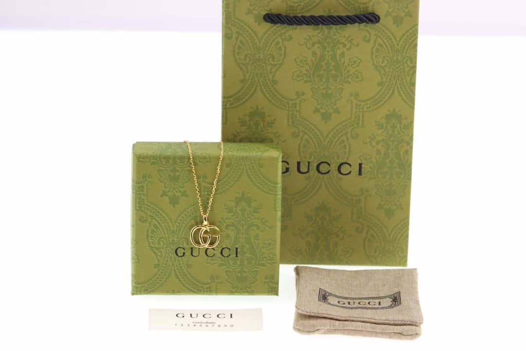 Gvc*1 Necklace First Copy