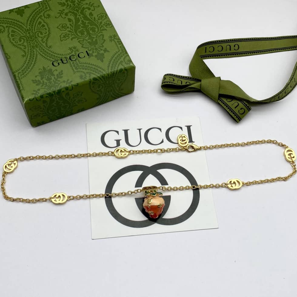 Wholesale Gvc*1 Logo Necklace