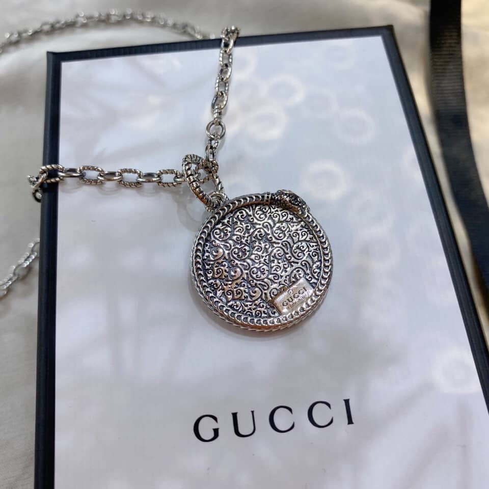 Knockoff Gvc*1 Logo Necklace