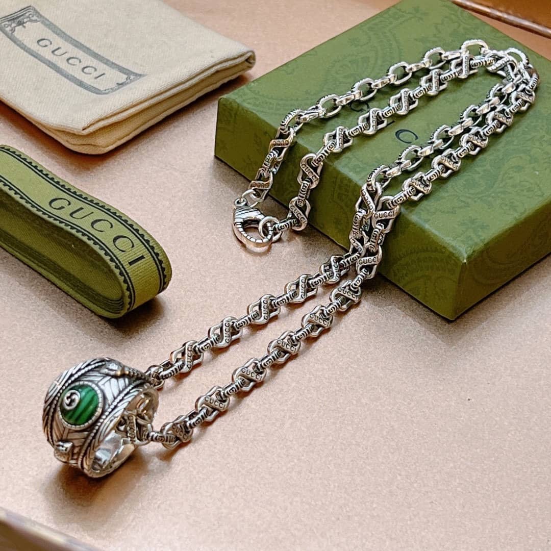 7 Star Gvc*1 Necklace