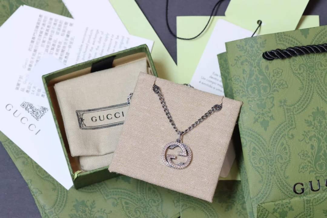 7 Star Gvc*1 Necklace