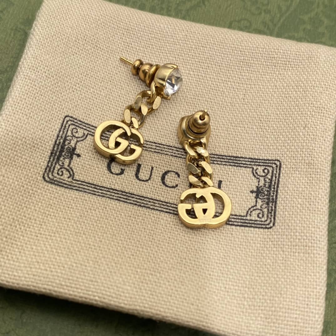 Wholesale Gvc*1 Logo Earring