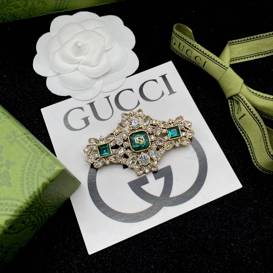 Wholesale Gvc*1 Logo Brooch