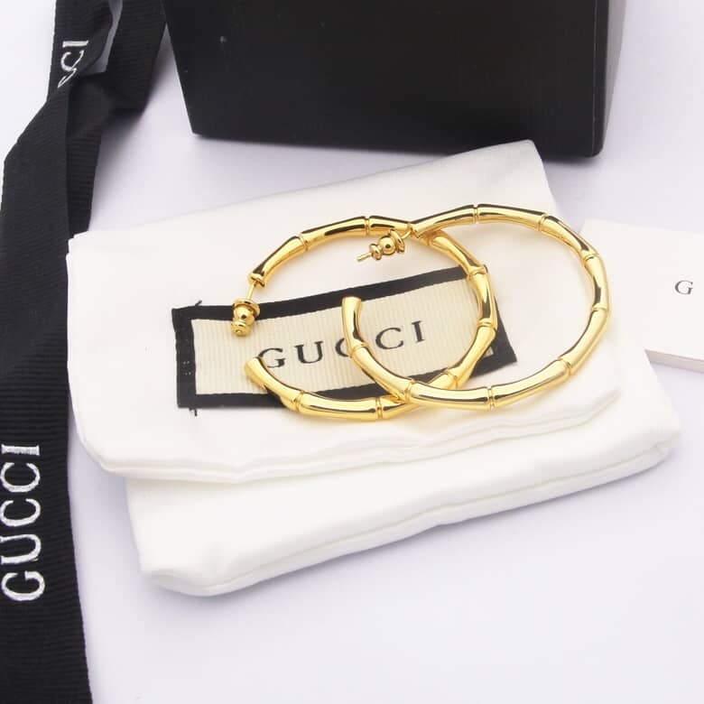 Fake Gvc*1 Logo Earring