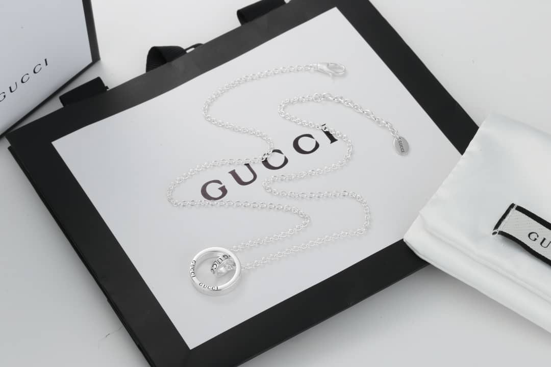 Luxury Gvc*1 Classic AAA+ Necklace