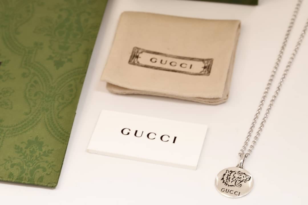 Gvc*1 Necklace First Copy