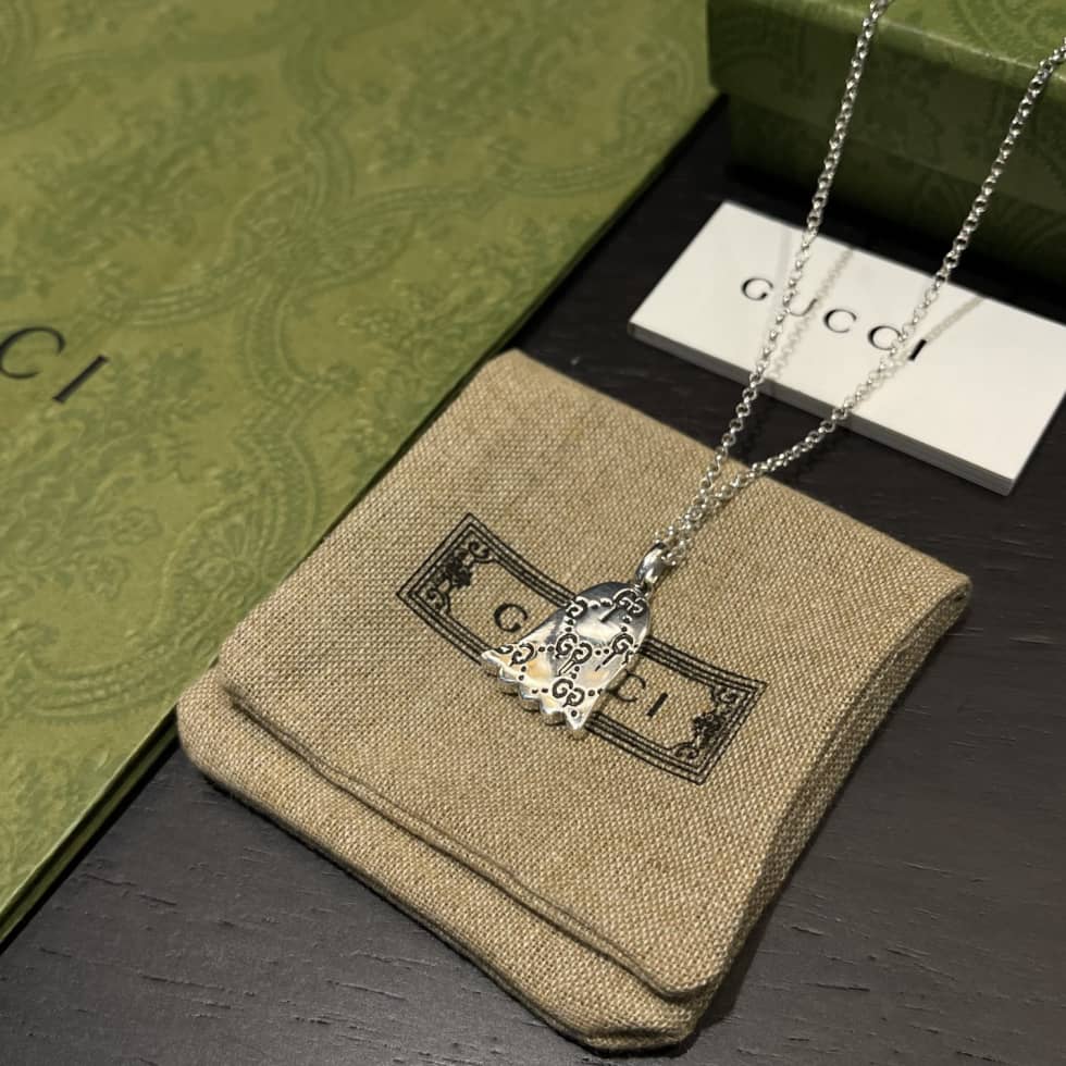 Luxury Gvc*1 Classic AAA+ Necklace