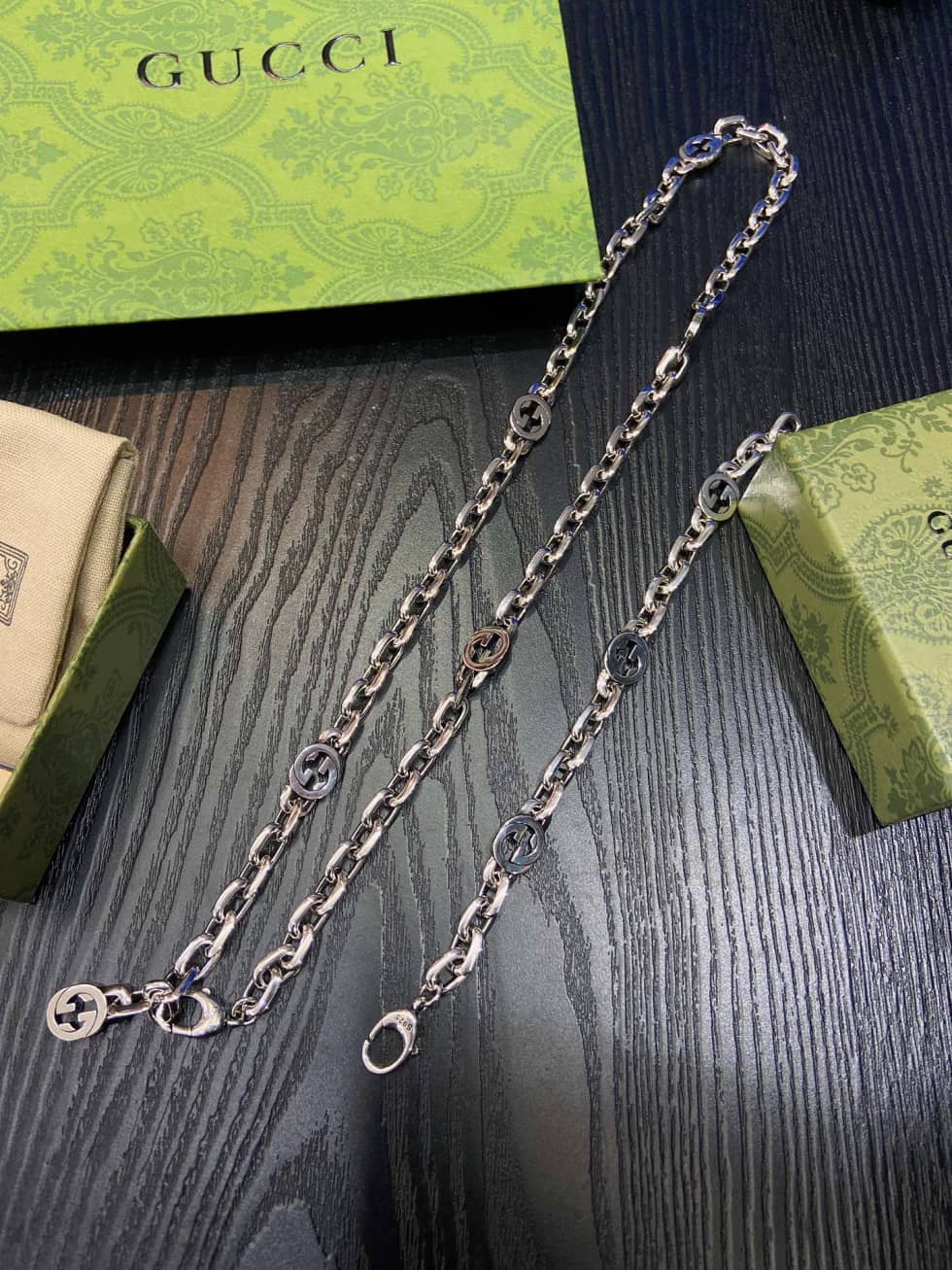 Fake Gvc*1 Logo Necklace