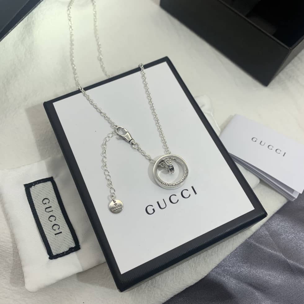 7 Star Gvc*1 Necklace