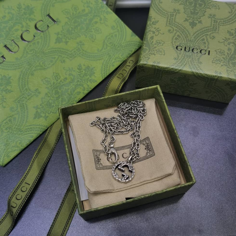 Fake Gvc*1 Logo Necklace