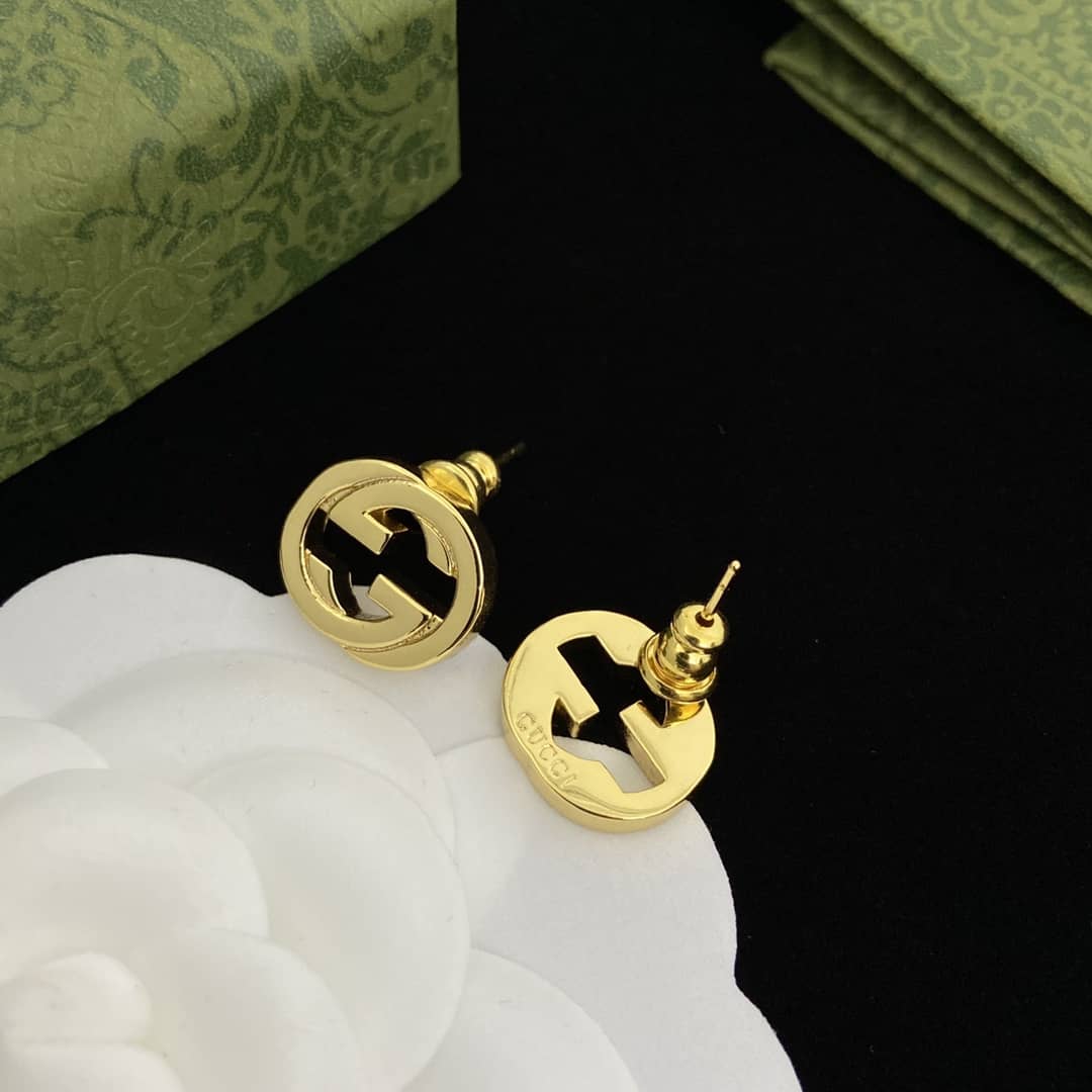 Wholesale Gvc*1 Logo Earring