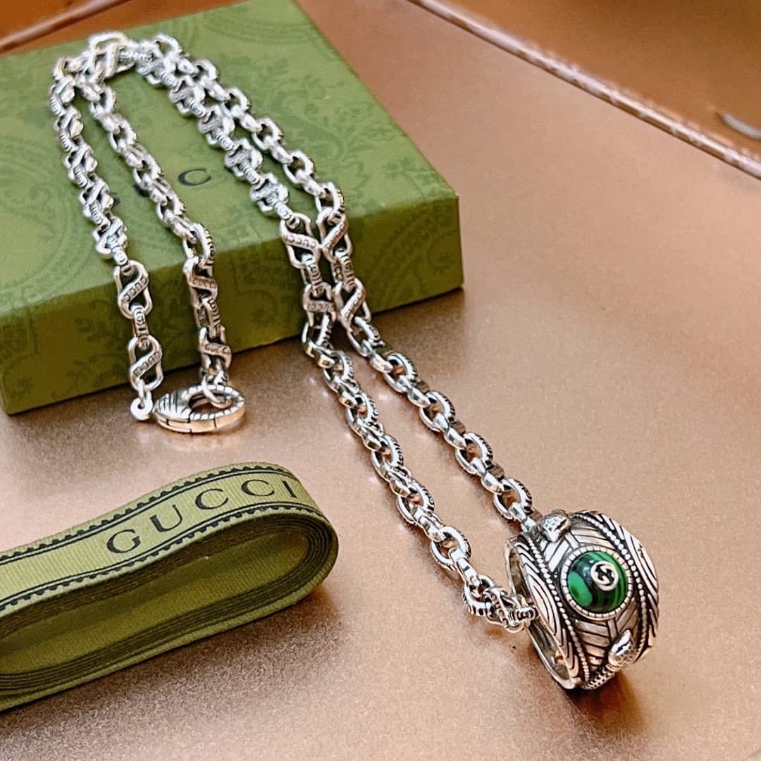 7 Star Gvc*1 Necklace