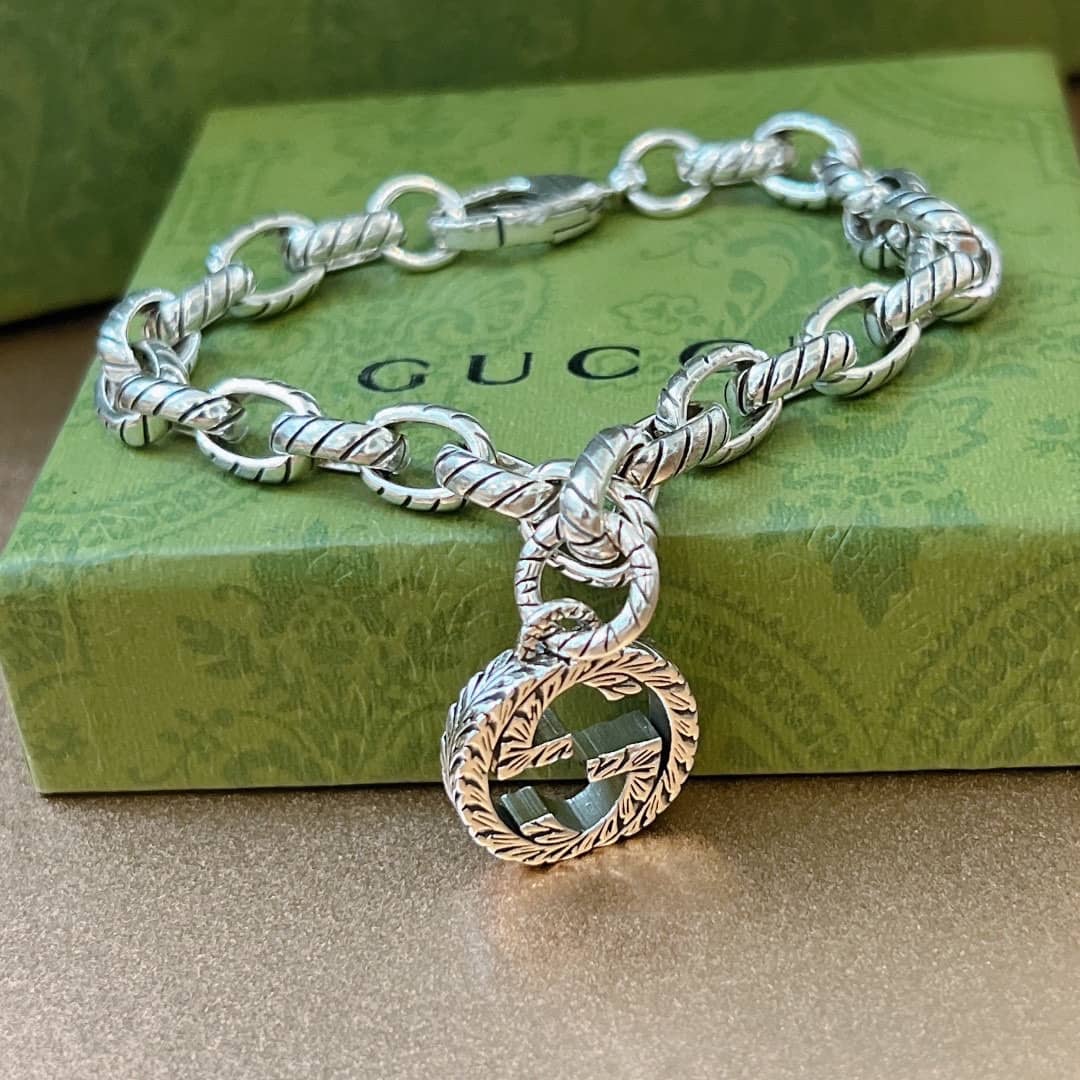 Gvc*1 Bracelet First Copy