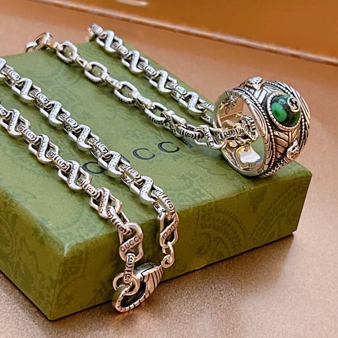 7 Star Gvc*1 Necklace