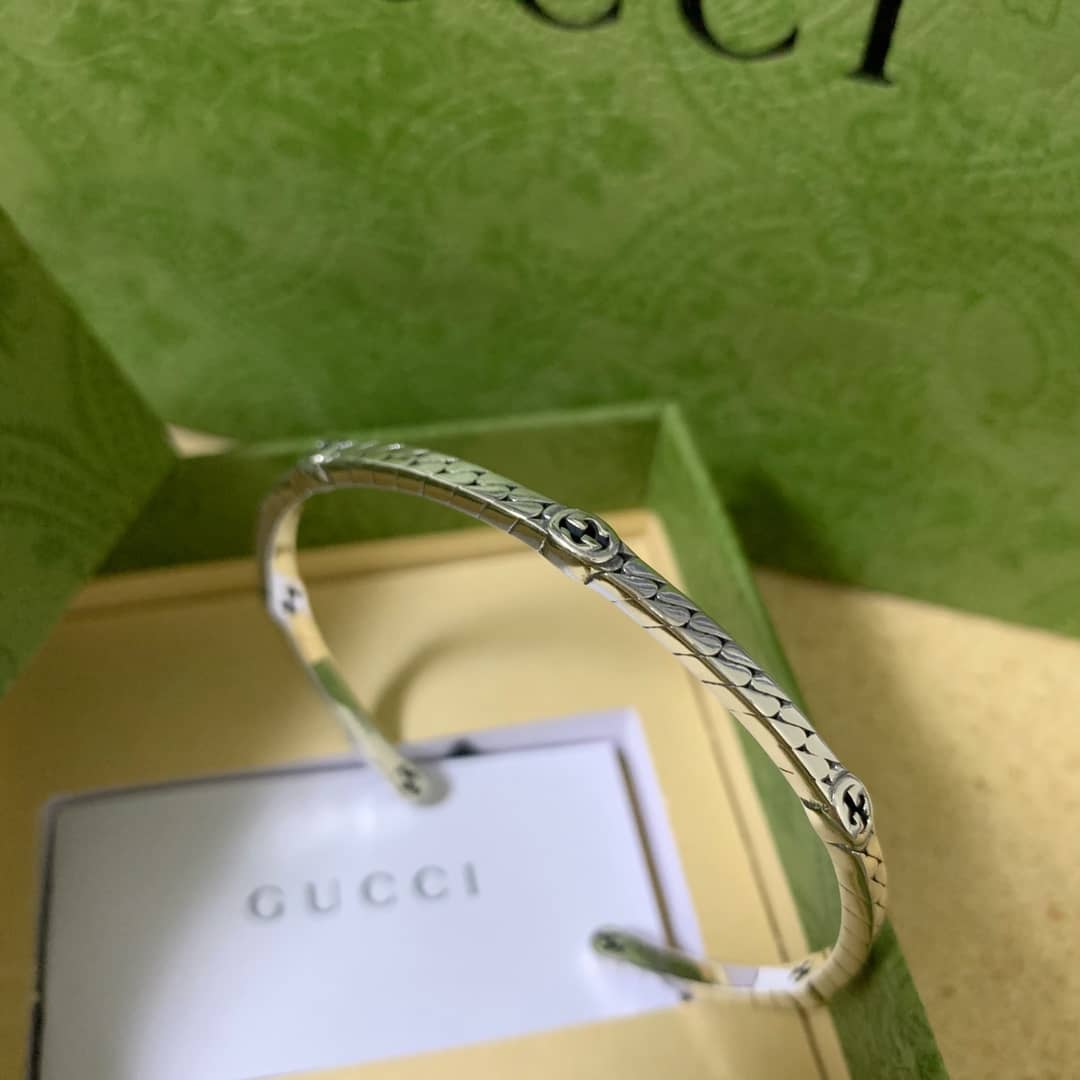 Gvc*1 Bracelet First Copy