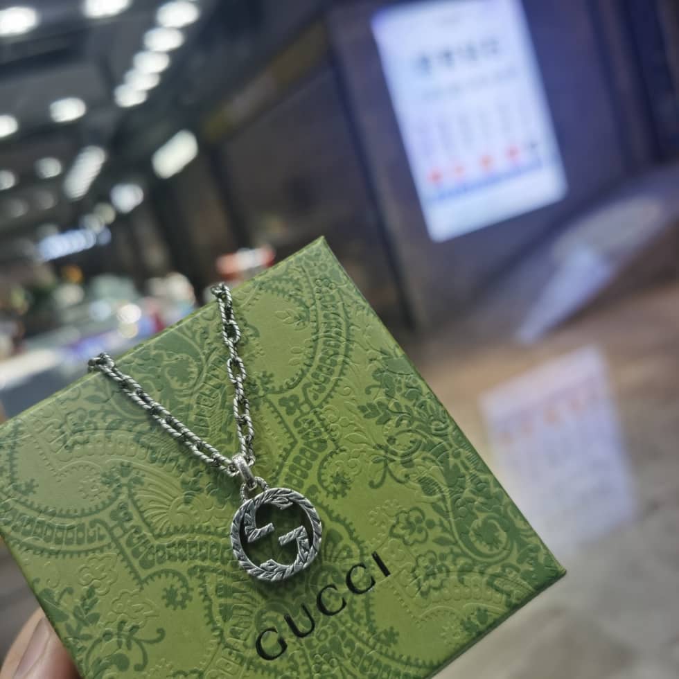 Fake Gvc*1 Logo Necklace