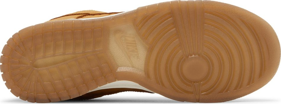 Wmns Dunk Low  Quilted Wheat  DX3374-700