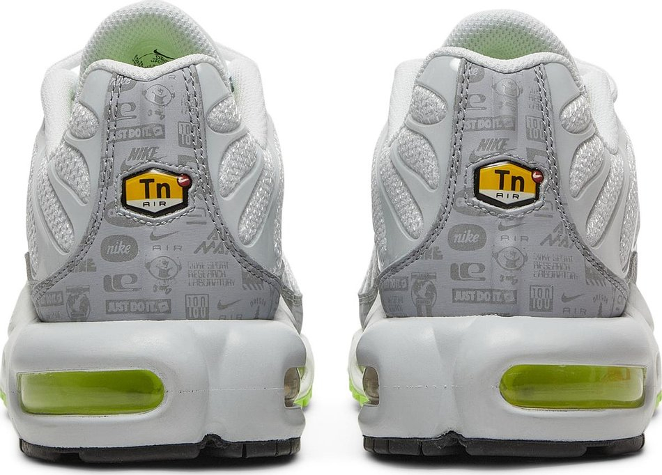 Air Max Plus  Reflective Logo  DB0682-002