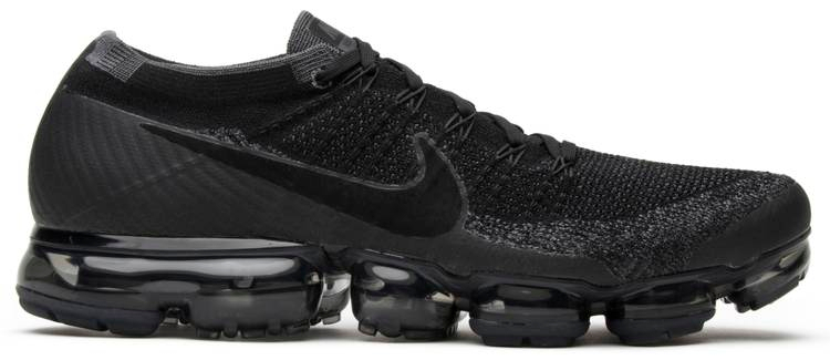 Air VaporMax  Triple Black  849558-007