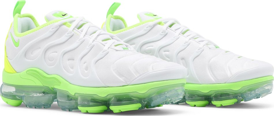 Air VaporMax Plus  Tennis Ball  DJ5975-100