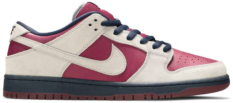 Dunk Low SB  True Berry  BQ6817-001