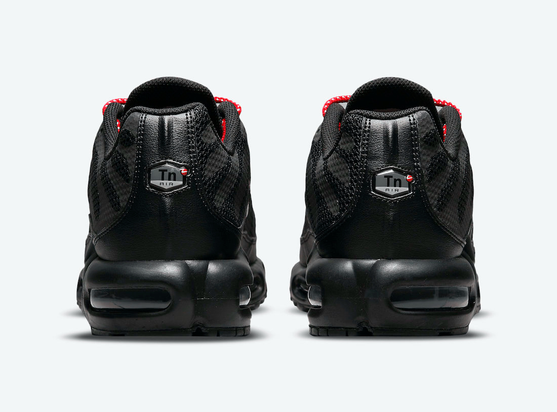 Air Max Plus  Black Reflective  DN7997-001