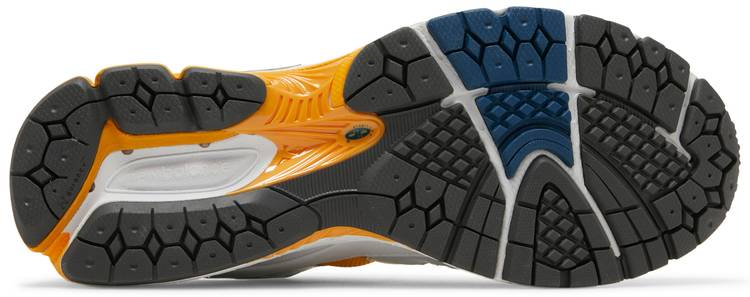 2002R  White Lagoon  M2002RLA