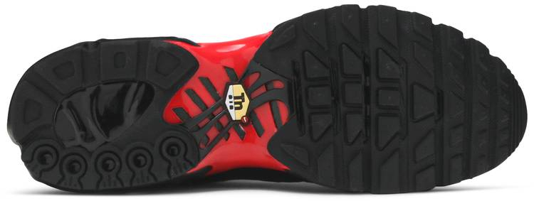 Svp*me x Air Max Plus TN  University Red  DA1472-600