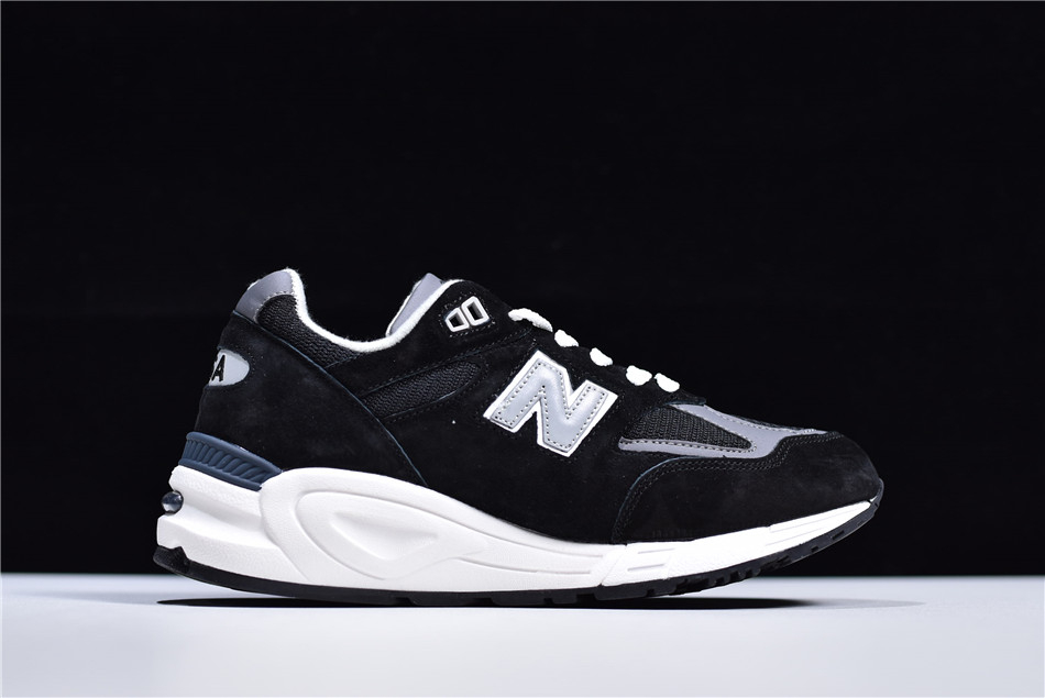 990 Heritage  Pewter  M990BK2