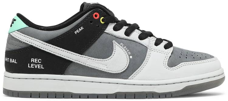 Dunk Low SB  Camcorder  CV1659-001