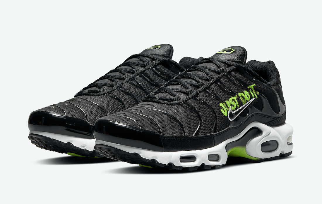 Air Max Plus  Just Do It  DJ6876-001