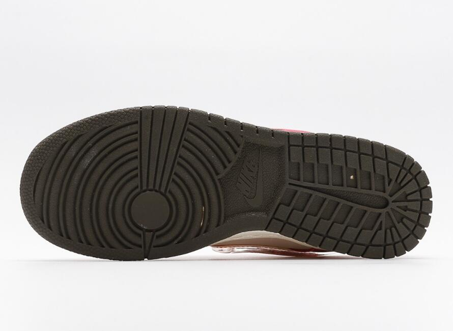 Social Status x Dunk Low GS  Strawberry Milk  DM3349-600