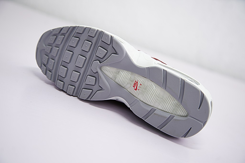 Air Max 95 Essential  Pure Platinum  749766-103