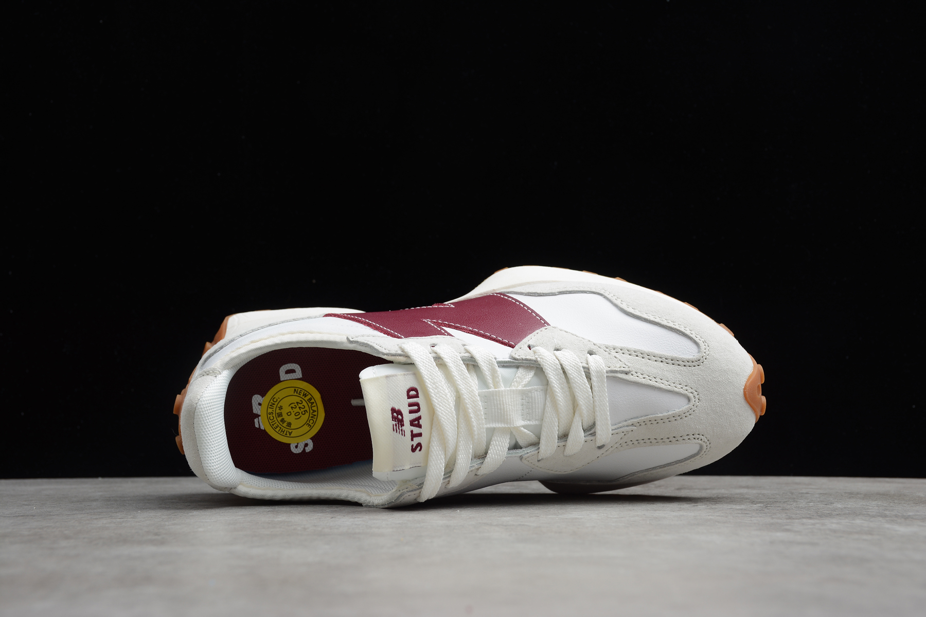 327  White Dark Red  WS327KA