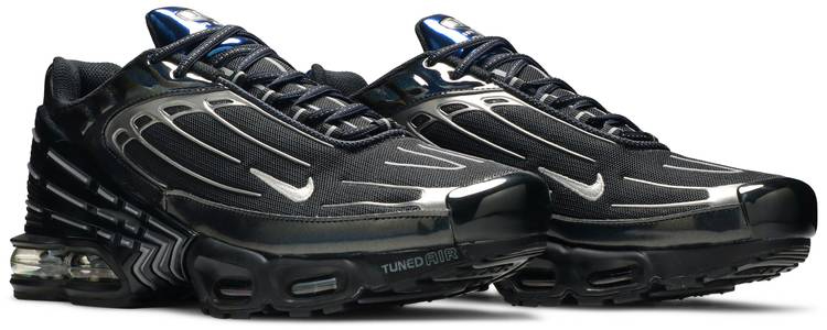 Air Max Plus 3  Iridescent  CW2647-001