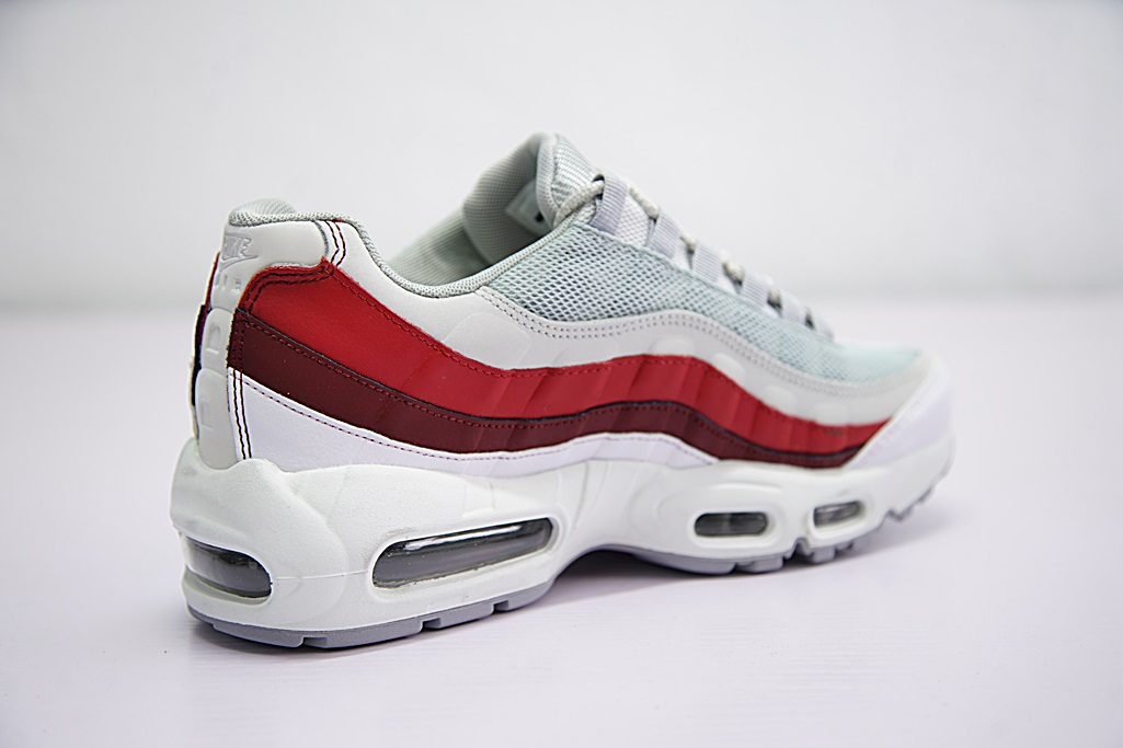 Air Max 95 Essential  Pure Platinum  749766-103