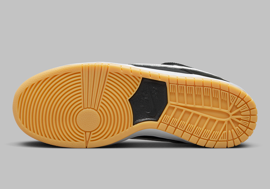 Dunk Low SB  Black Gum  CD2563-006