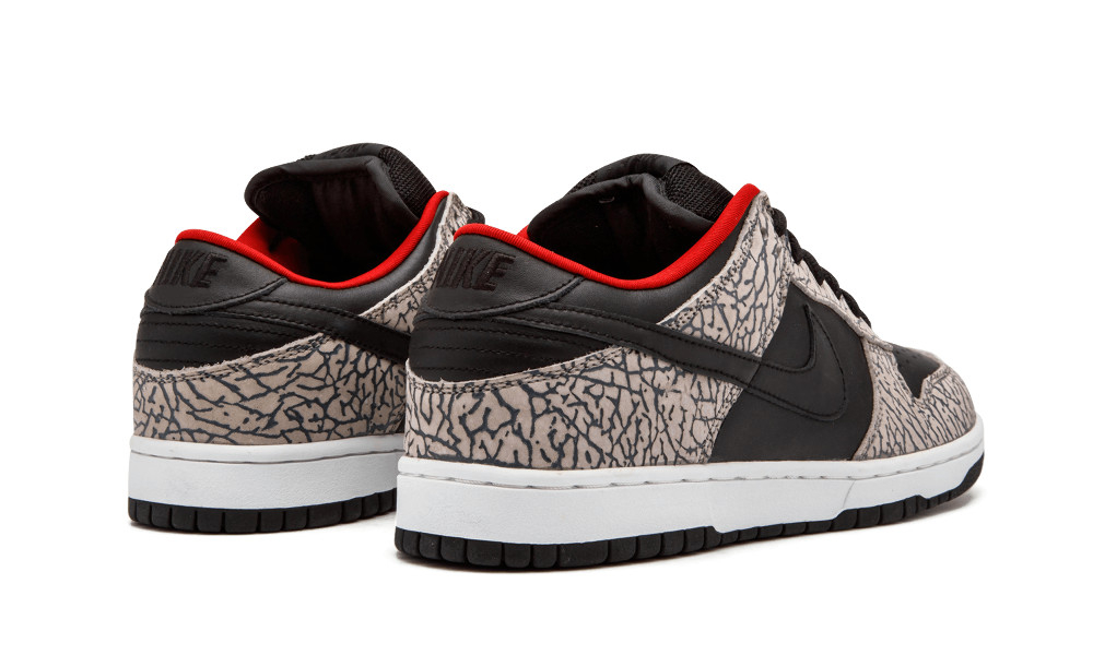 Svp*me x Dunk Low Pro SB  Black Cement  304292-131