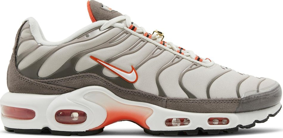 Air Max Plus  First Use  DB0681-200