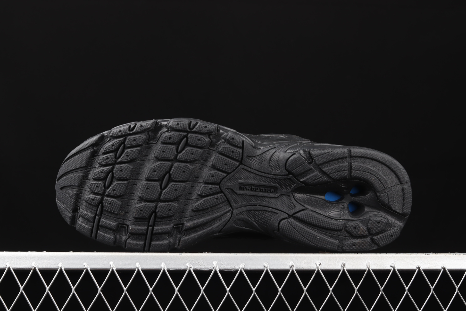 530 Retro  Black  MR530FB1