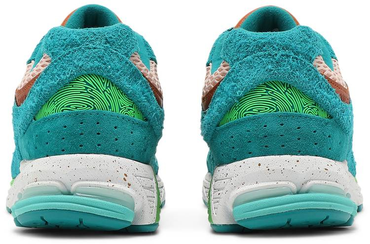 Salehe Bembury x 2002R  Water Be The Guide  ML2002RJ