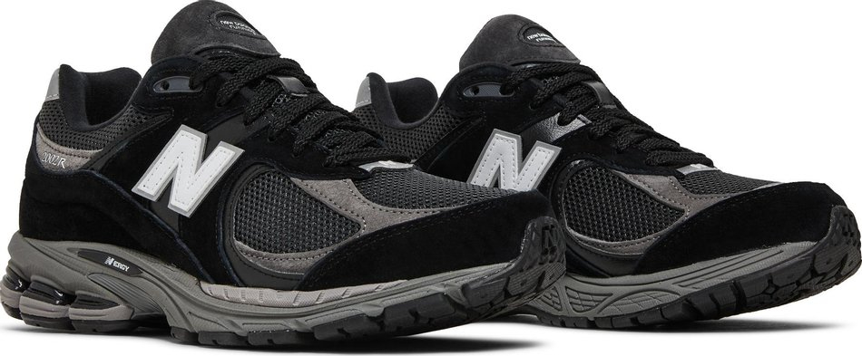 2002R  Black  M2002RR1