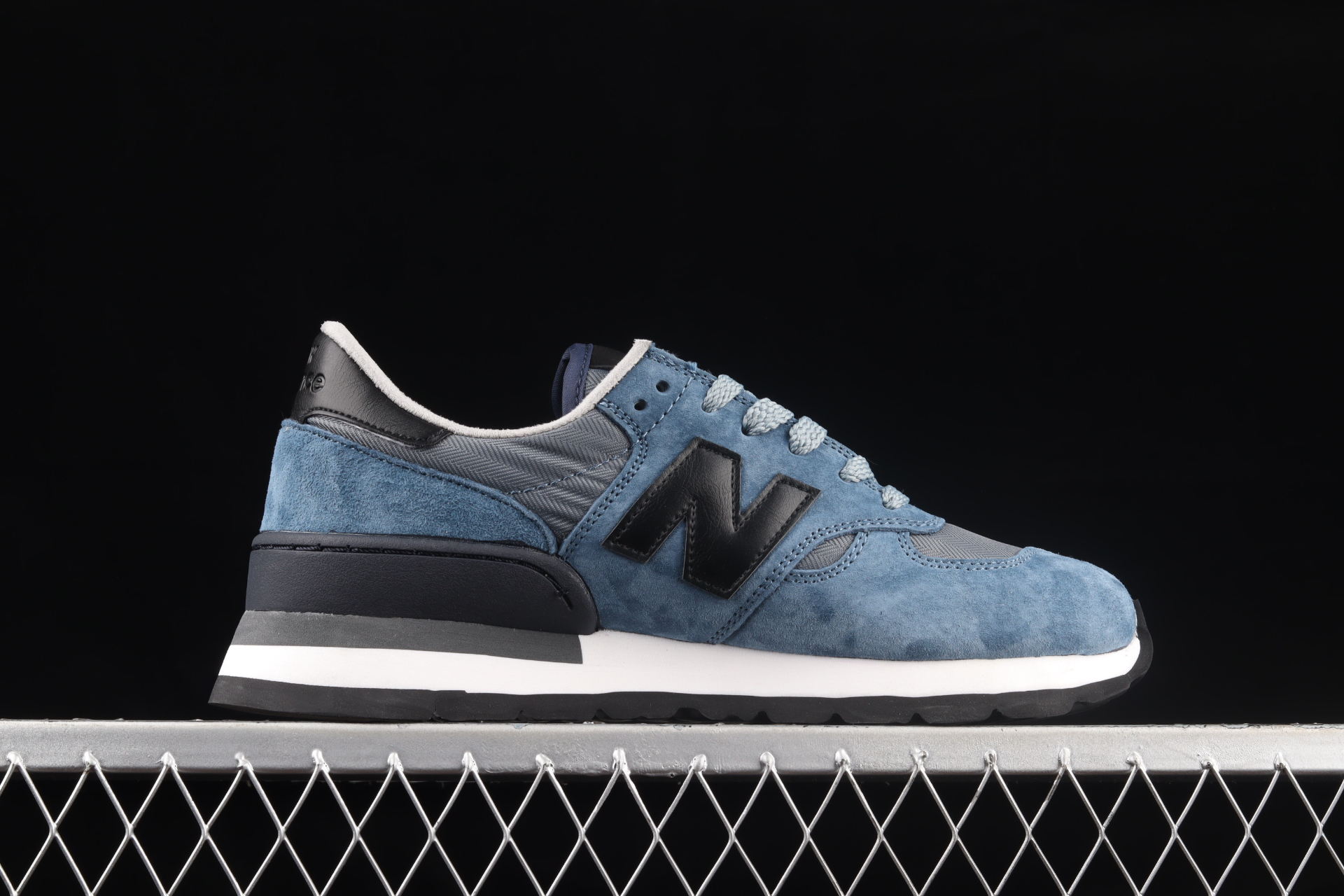 990v1 Made In USA  Blue Steel  M990DBL