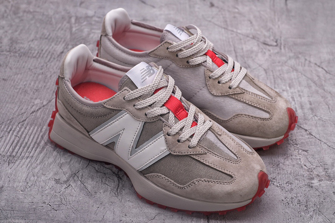 Levi s x 327  Grey Red  MS327LVC