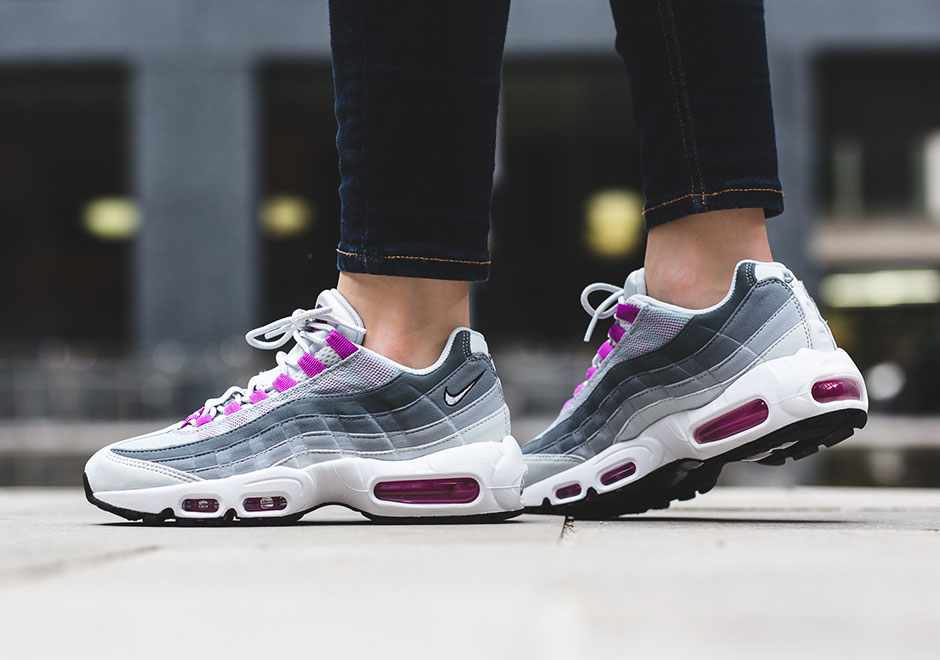 Wmns Air Max 95  Hyper Violet  307960-001