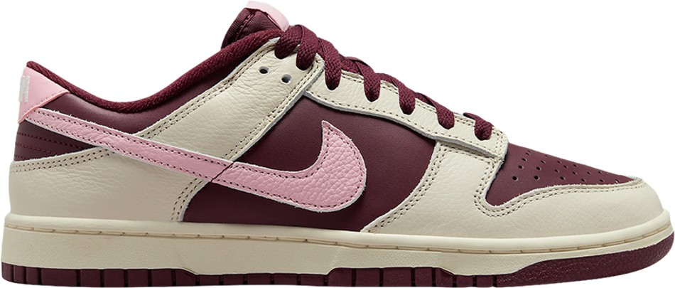 Wmns Dunk Low  Valentine s Day  DR9705-100