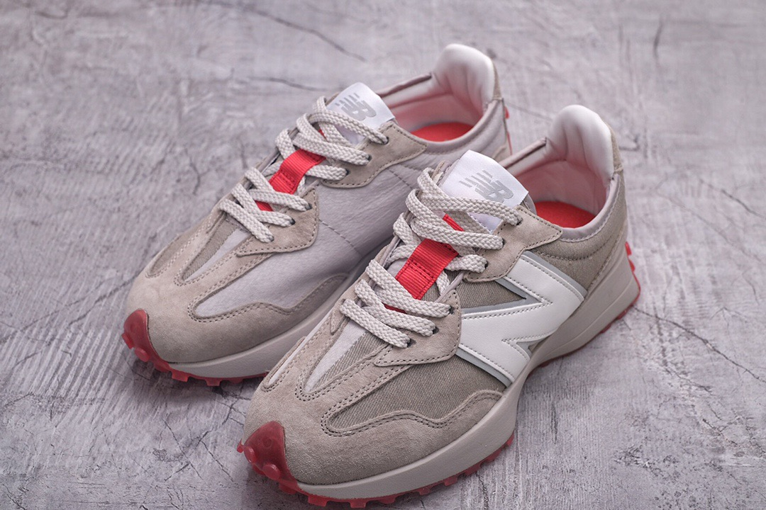 Levi s x 327  Grey Red  MS327LVC