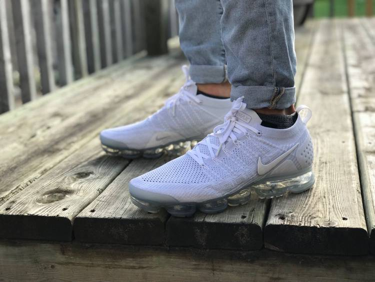 Air VaporMax Flyknit 2  Pure Platinum  942842-100