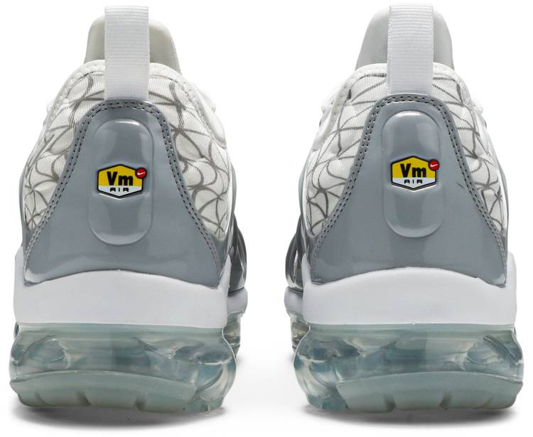 Air VaporMax Plus  Silver Patterns  924453-106