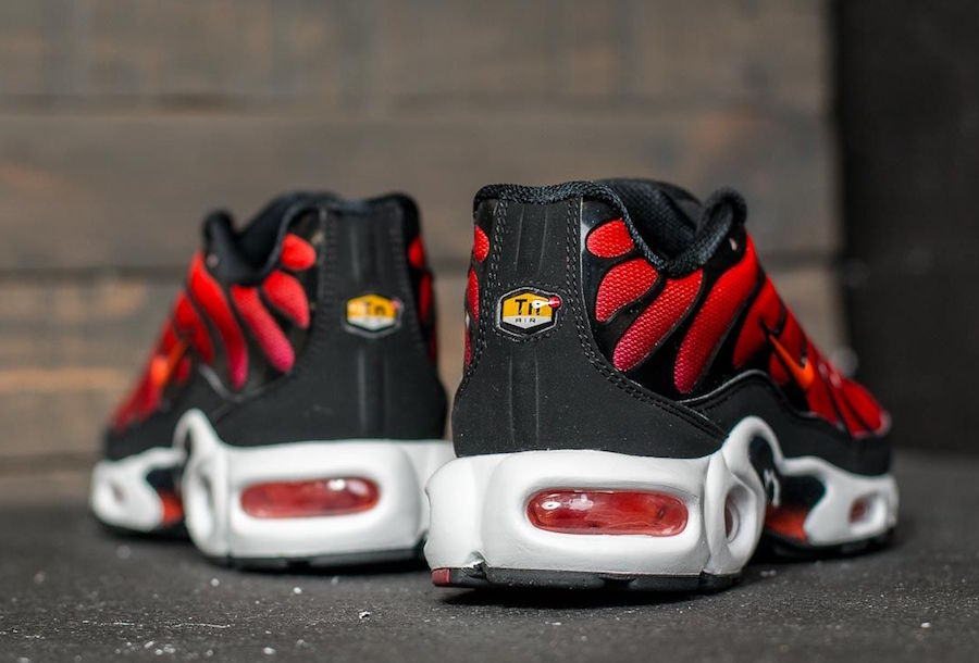 Air Max Plus  Team Orange Team Red  852630-023